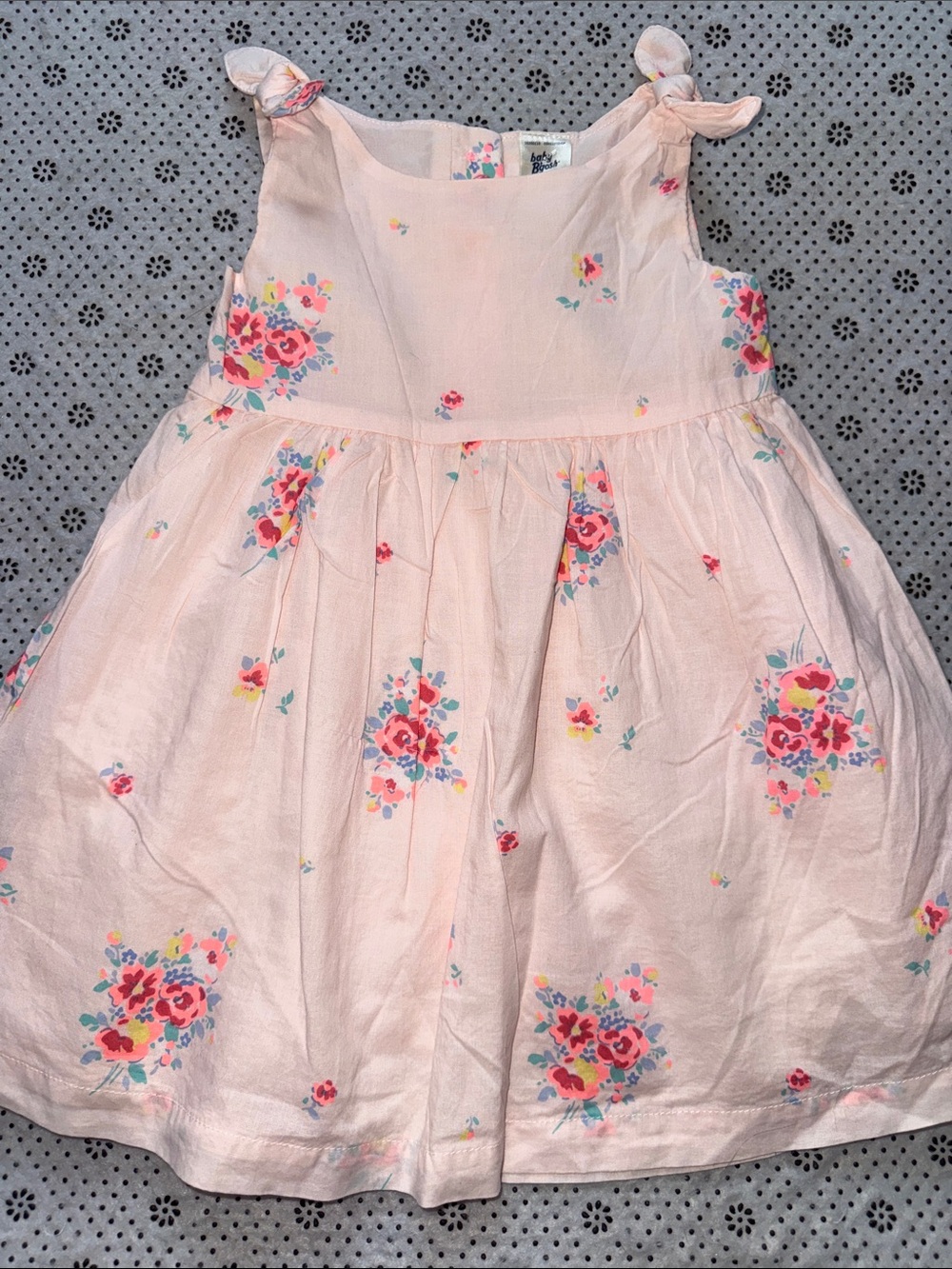 🛍PRETTY LITTLE GIRLS  DRESS SIZE 18 MONTHS 🛍